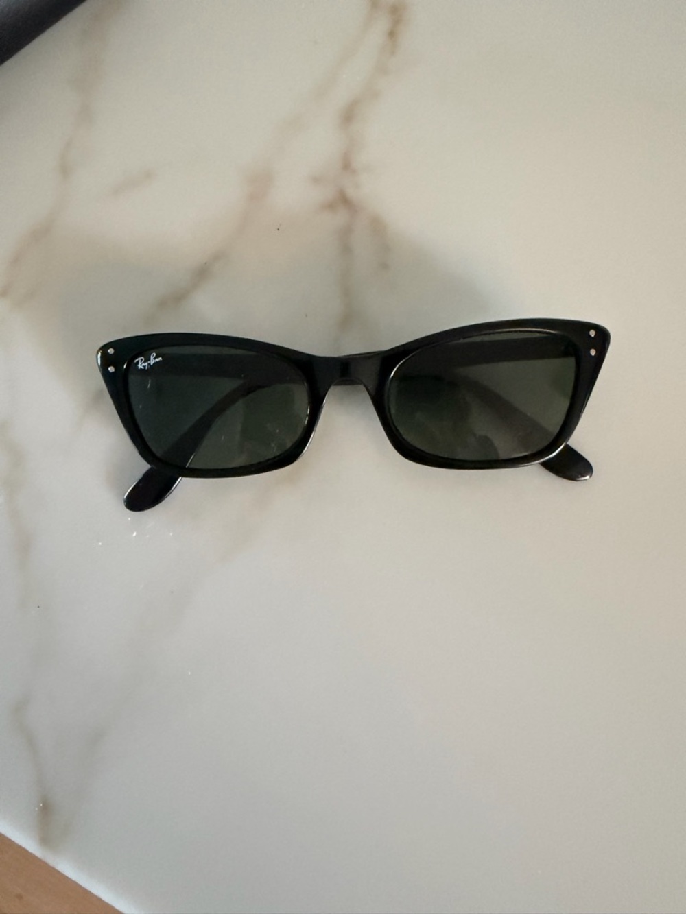 Ray-Ban Black Cat Eye Sunglasses 2299 Lady Burbank with black Lenses